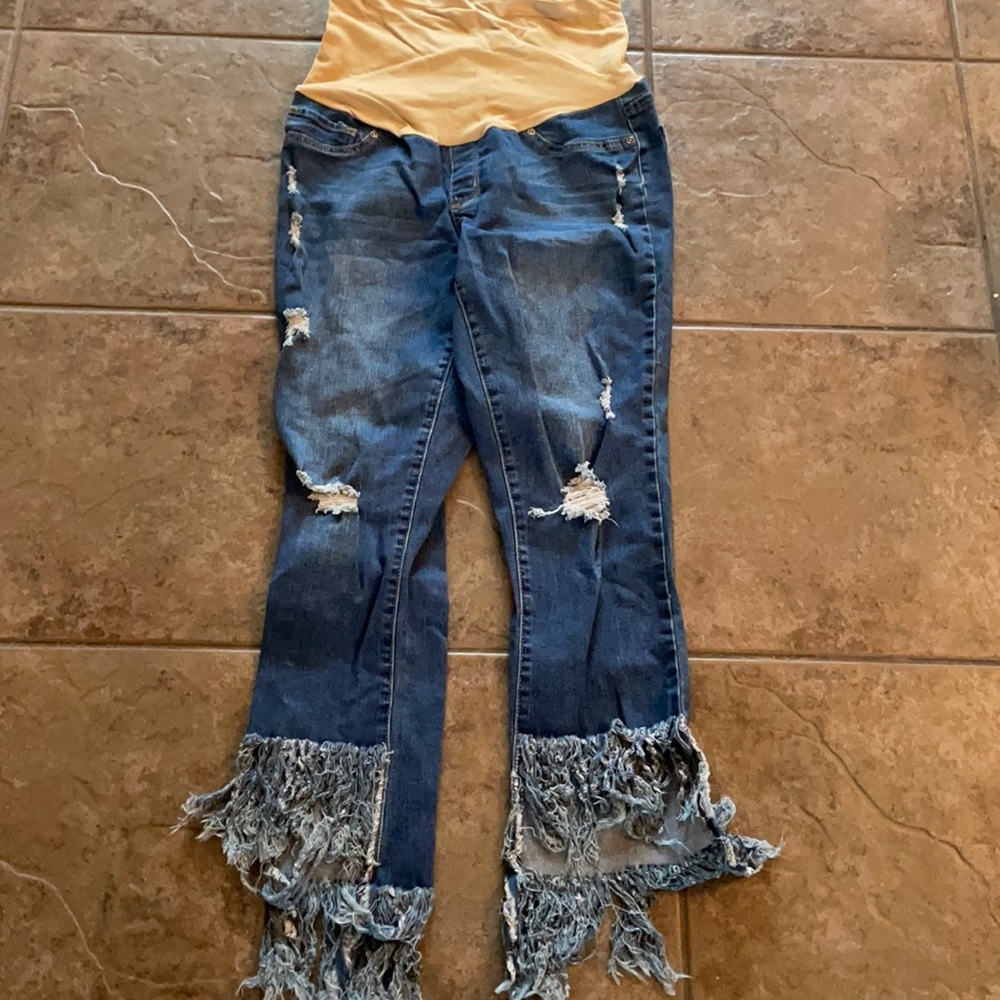 Hi low distressed maternity jeans